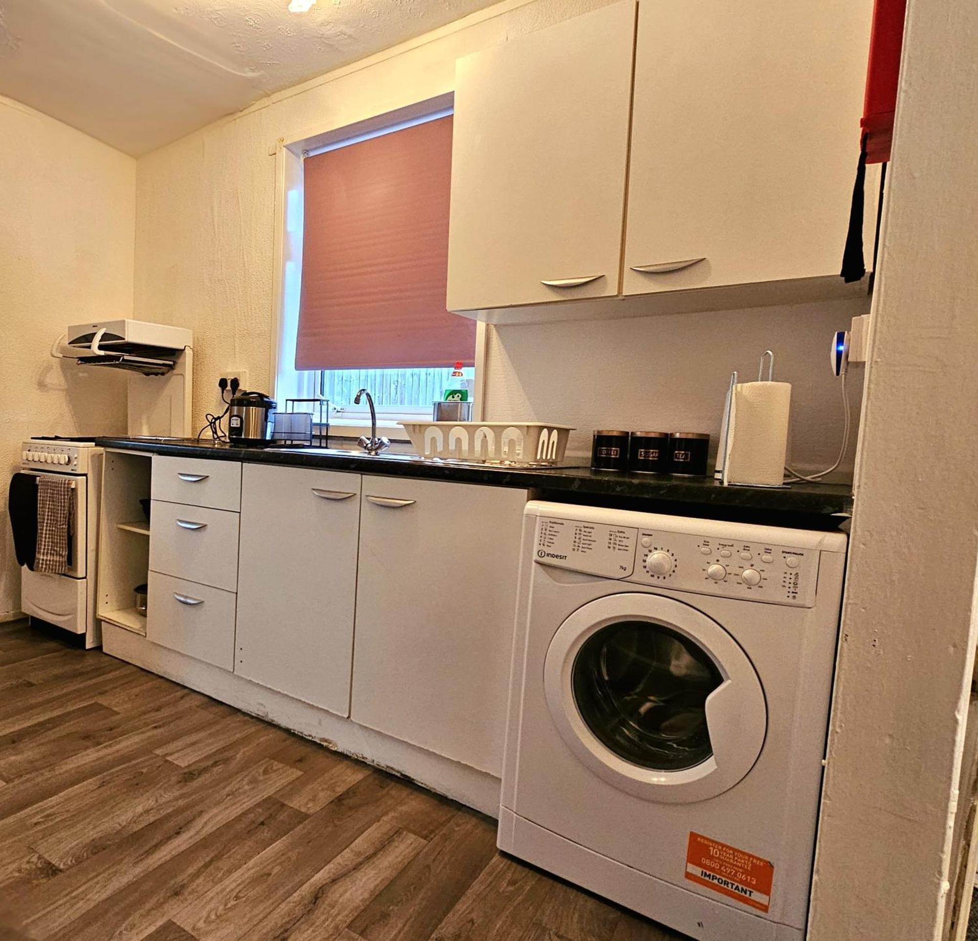 Cozyhome-3Br-5Guest#Netflix#Parking#Garden Nottingham Zewnętrze zdjęcie